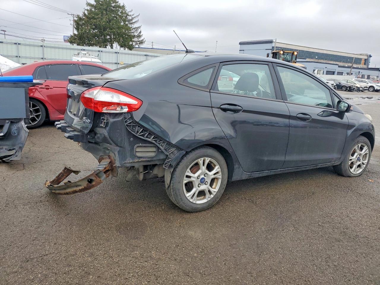 2015 FORD Fiesta