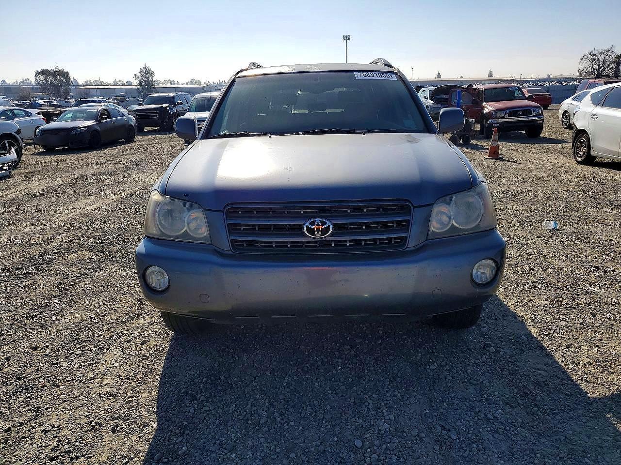 2003 TOYOTA HIGHLANDER