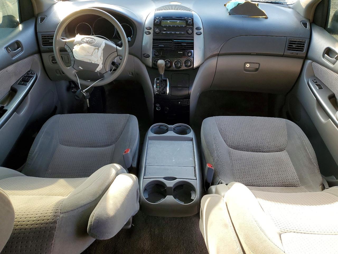 2006 TOYOTA SIENNA