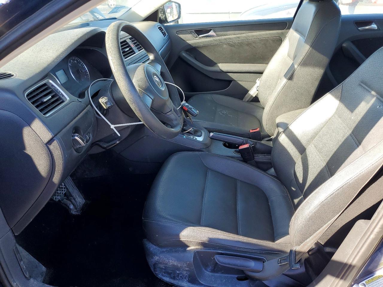 2012 VOLKSWAGEN JETTA