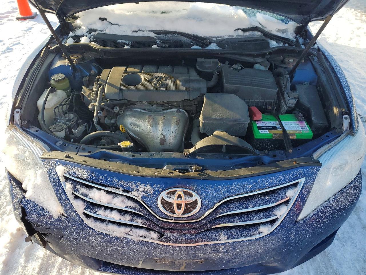 2011 TOYOTA CAMRY
