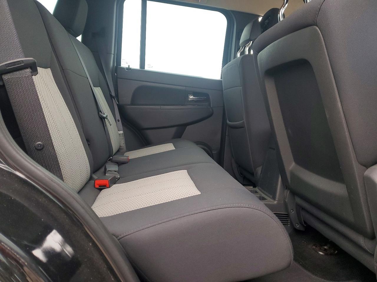 2010 JEEP Liberty