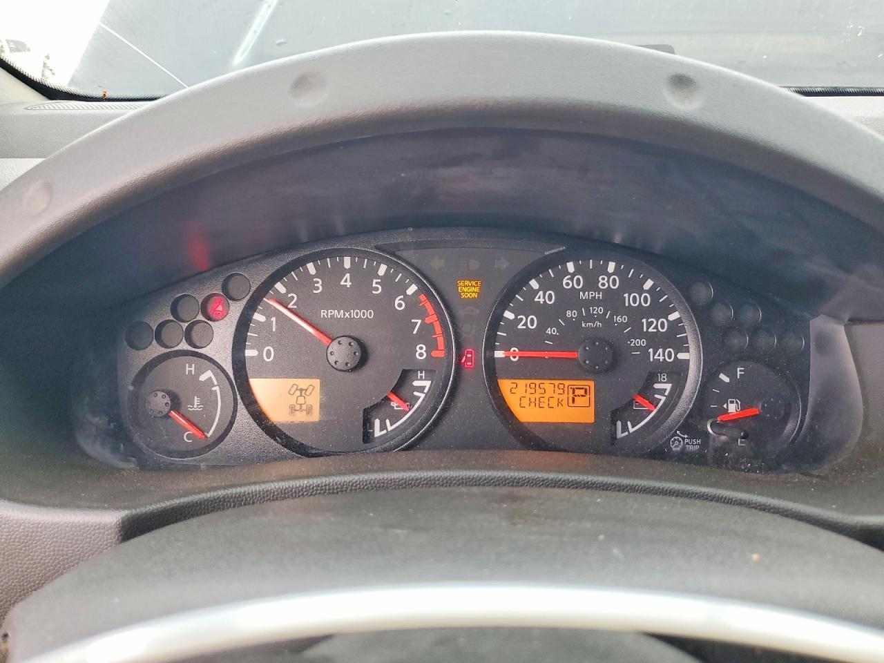 2011 NISSAN Frontier