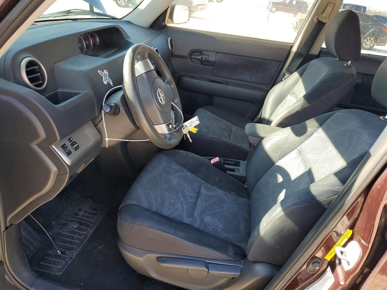 2011 TOYOTA SCION