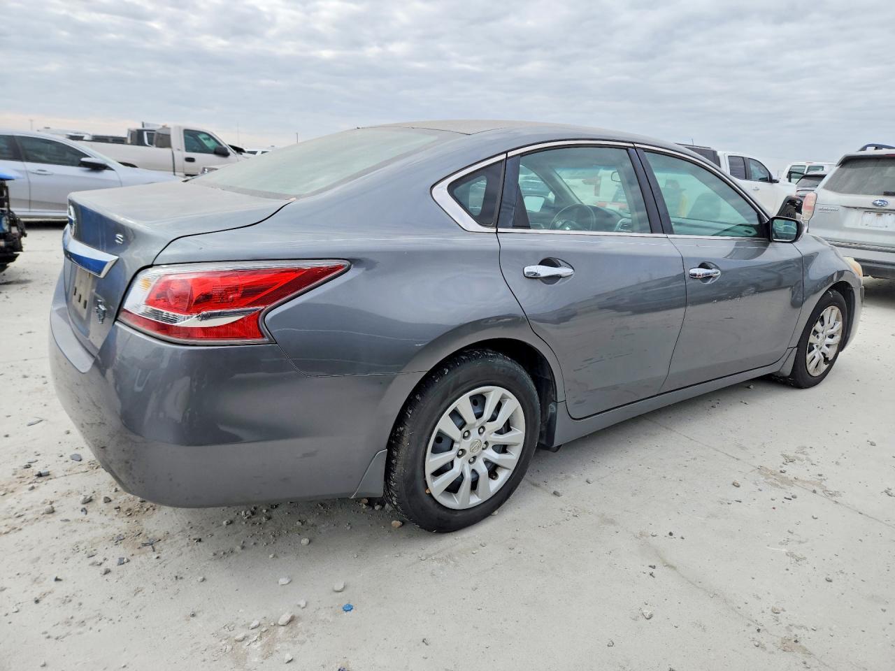 2015 NISSAN ALTIMA