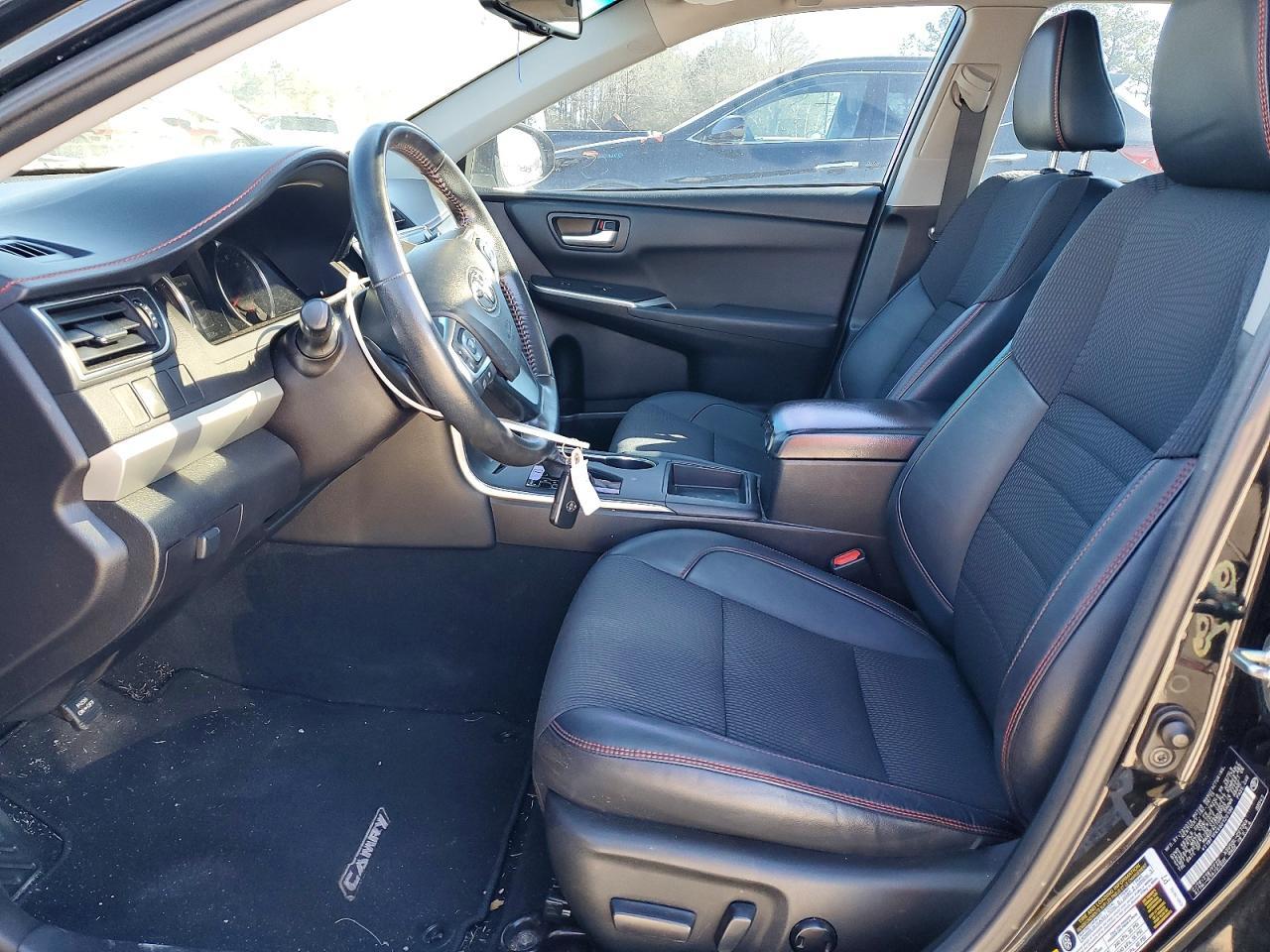 2016 TOYOTA CAMRY