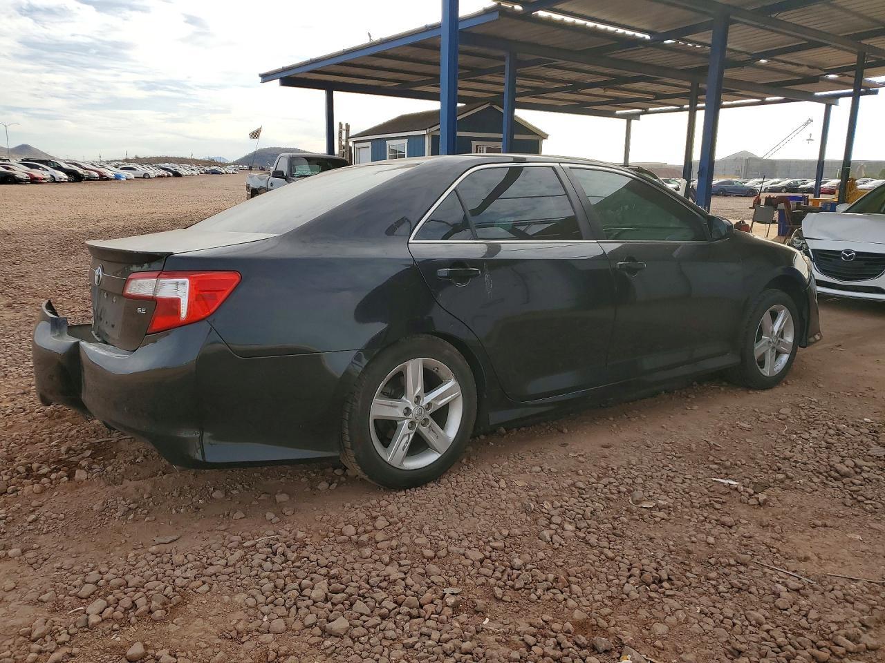 2013 TOYOTA CAMRY