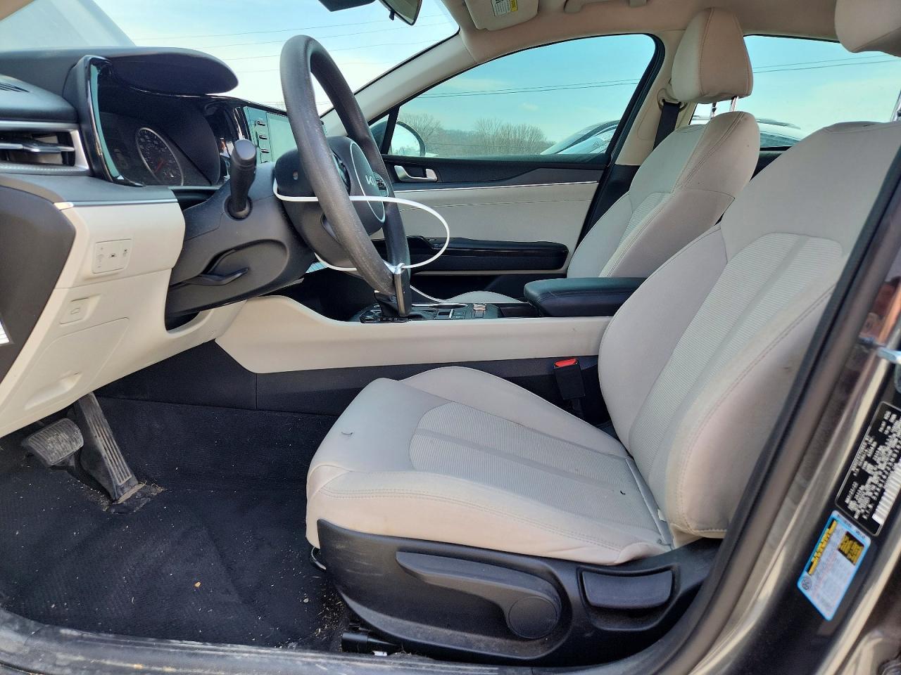 2022 KIA K5