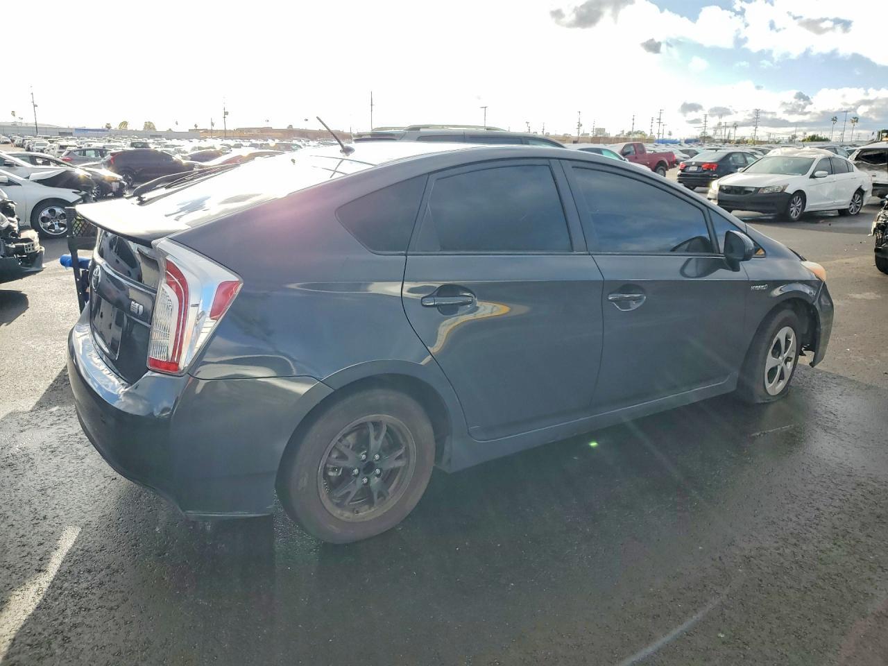 2012 TOYOTA PRIUS