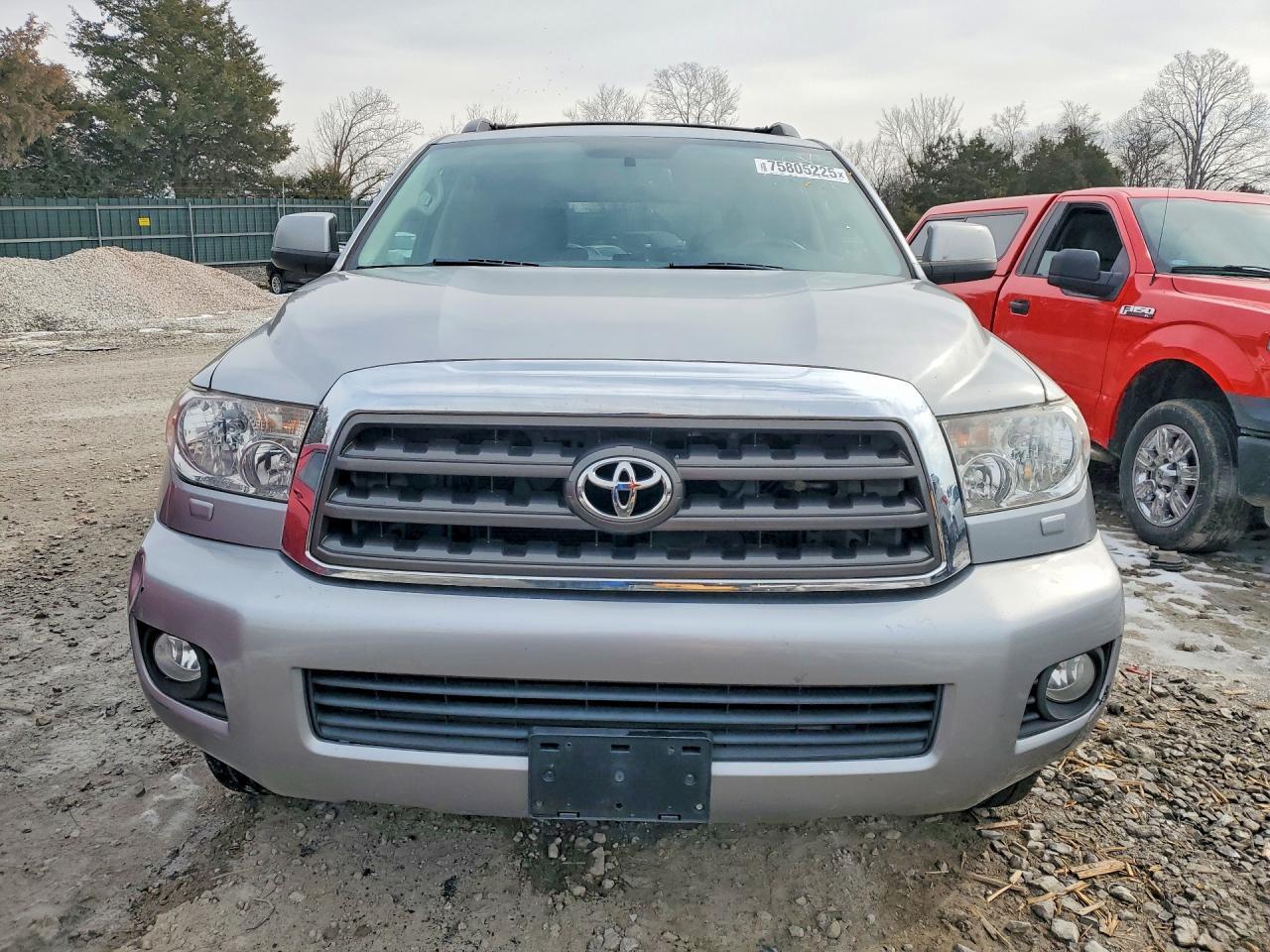 2014 TOYOTA Sequoia