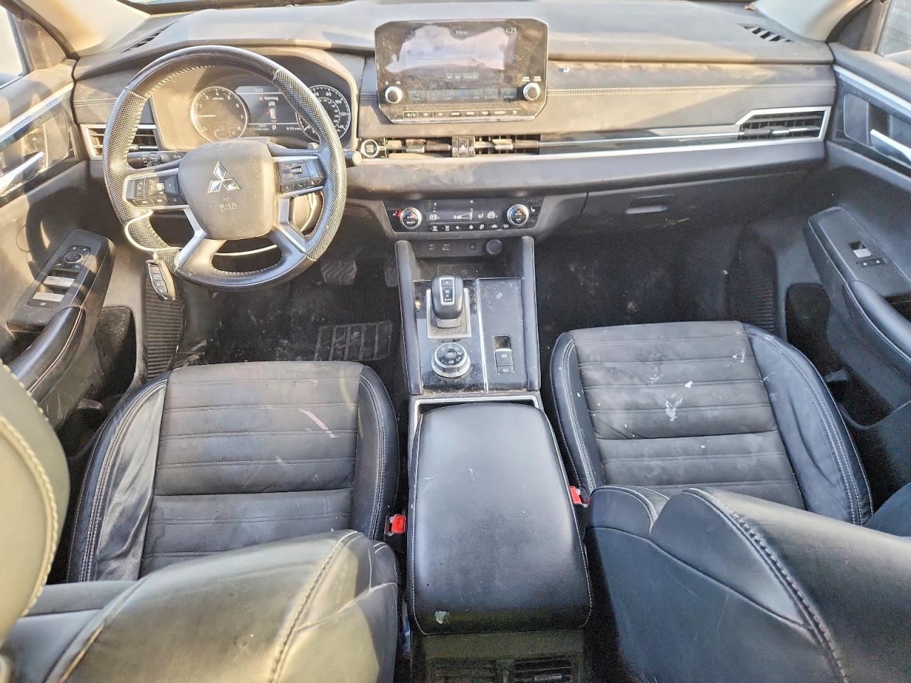 2022 MITSUBISHI outlander