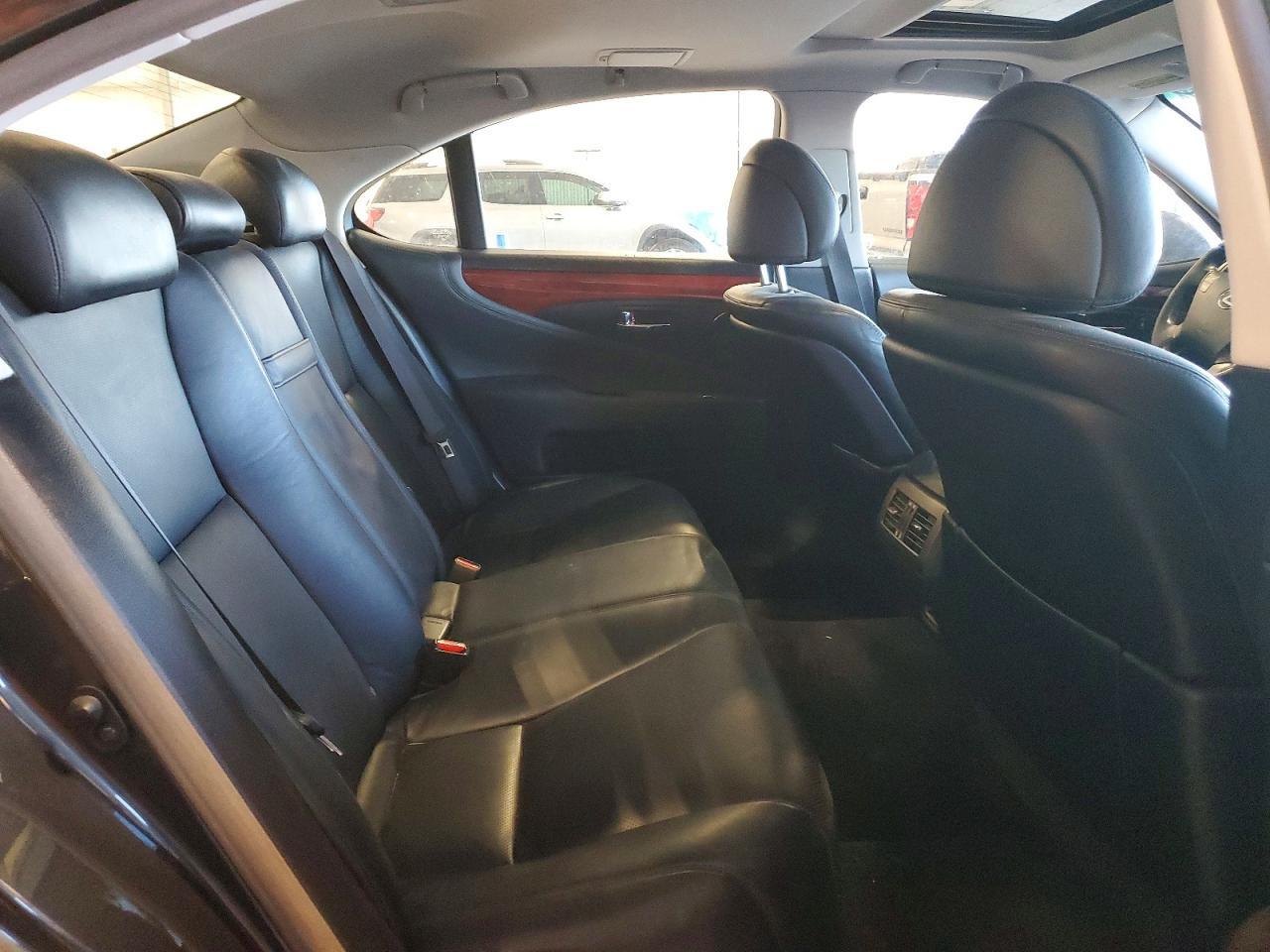 2007 LEXUS LS 460