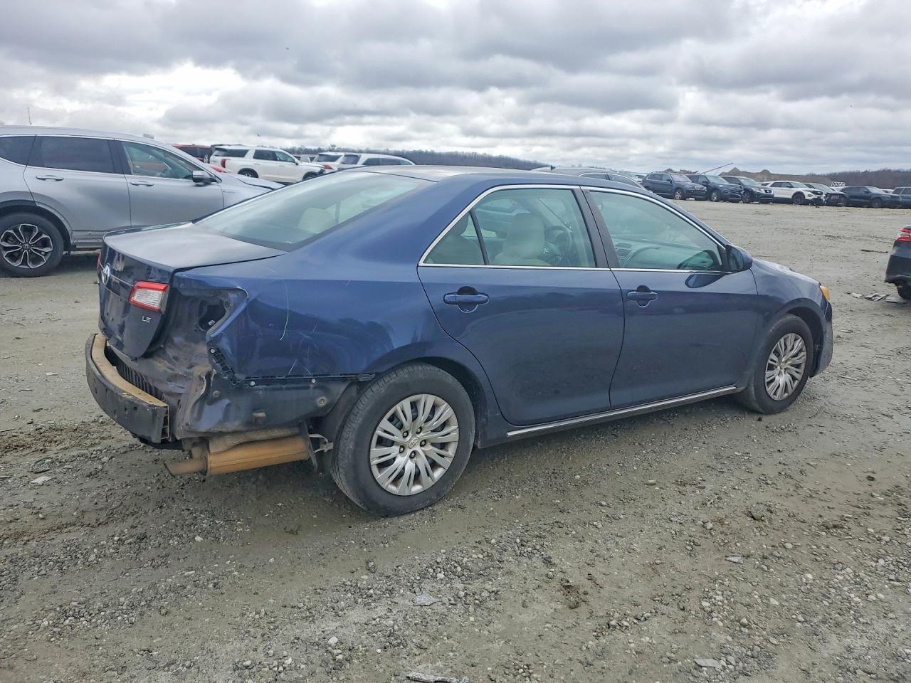 2014 TOYOTA CAMRY