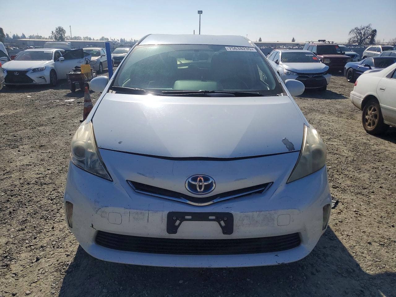 2013 TOYOTA PRIUS V