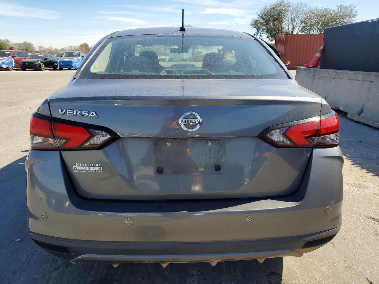 2020 NISSAN VERSA