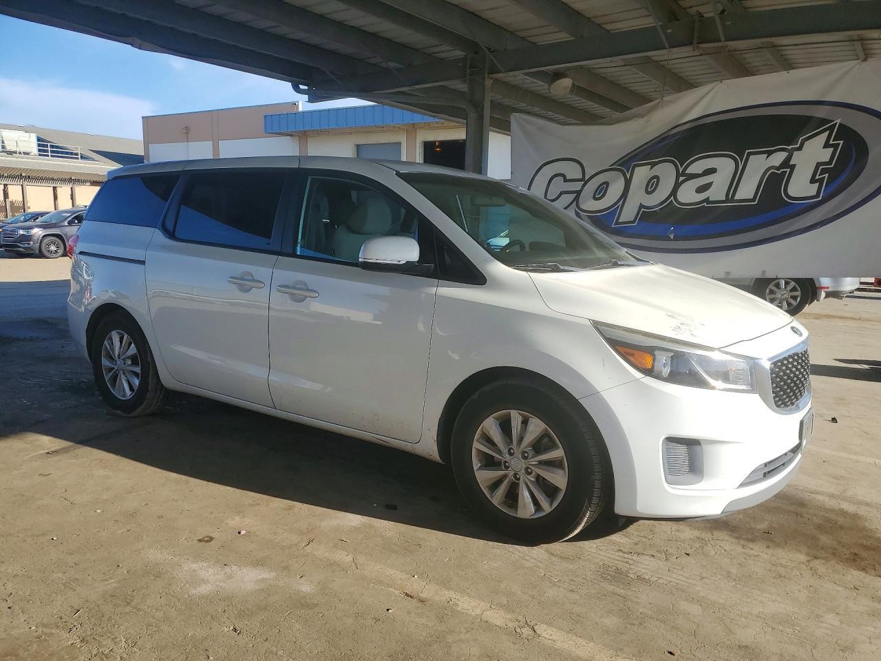 2017 KIA SEDONA