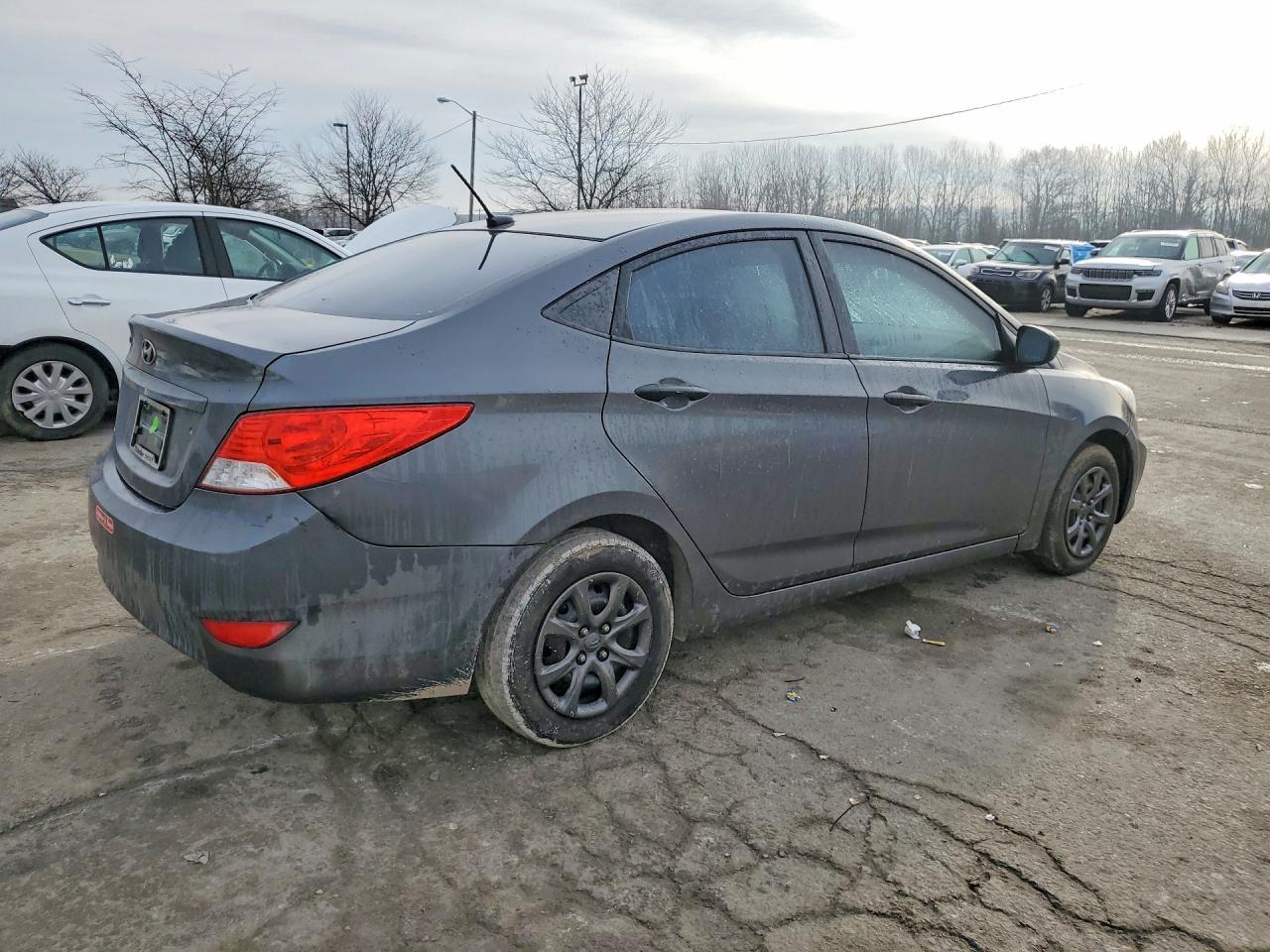 2012 HYUNDAI ACCENT