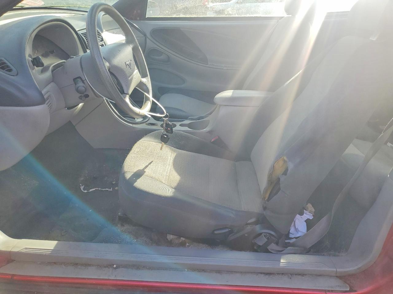 2002 FORD MUSTANG