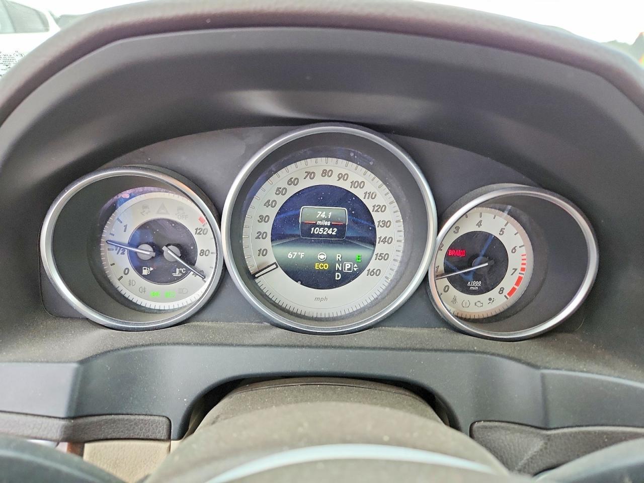 2014 MERCEDES-BENZ E-Class