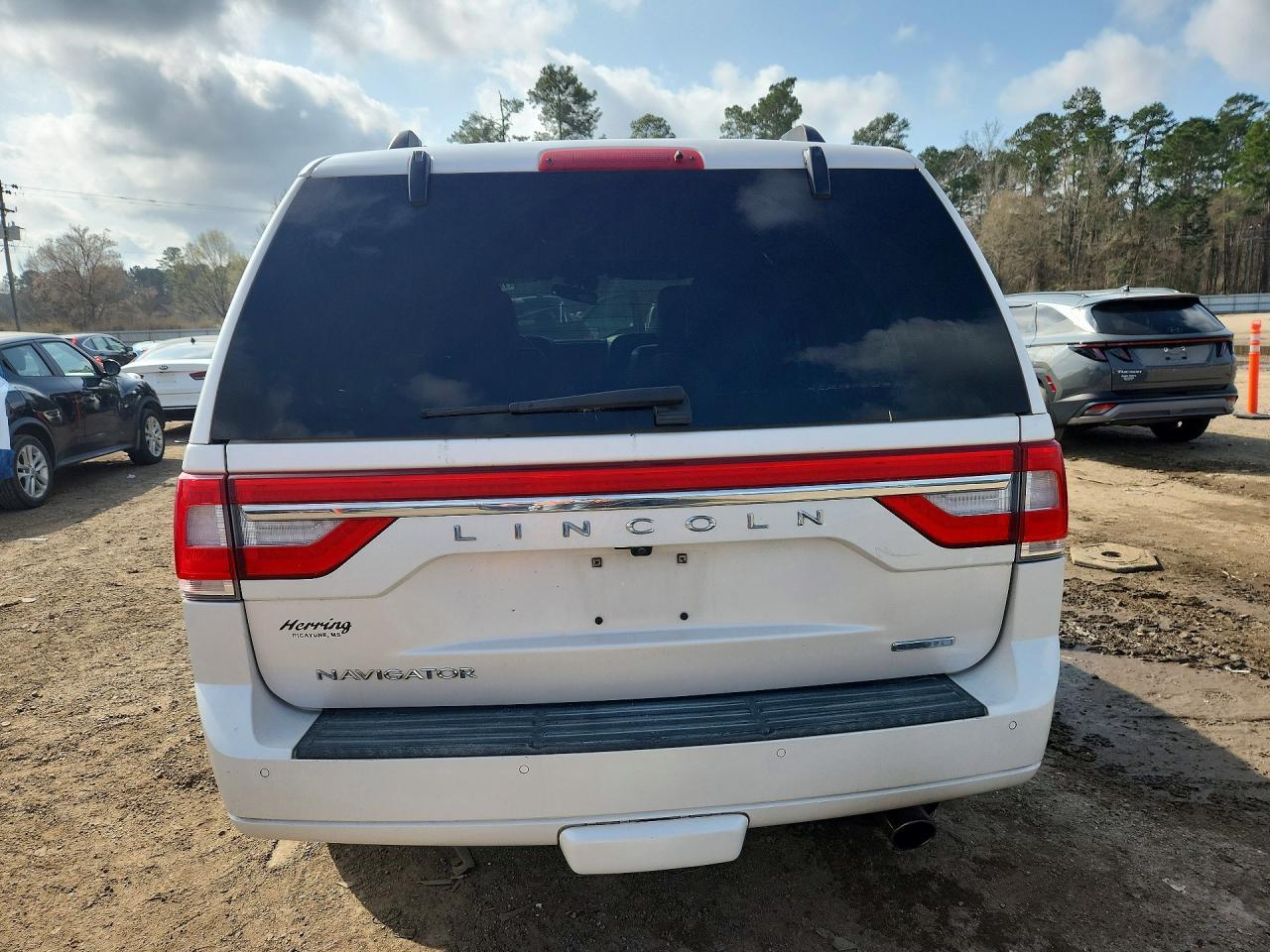 2016 LINCOLN Navigator