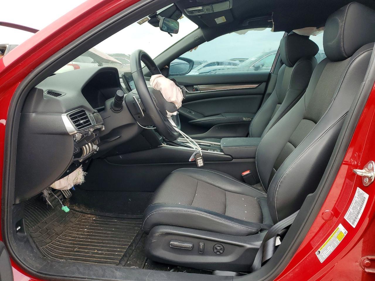 2018 HONDA ACCORD