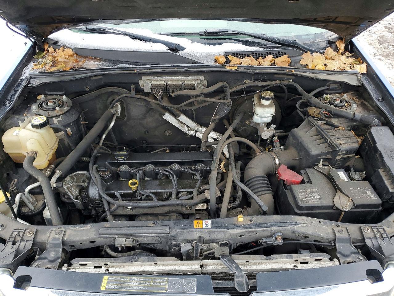 2010 FORD ESCAPE
