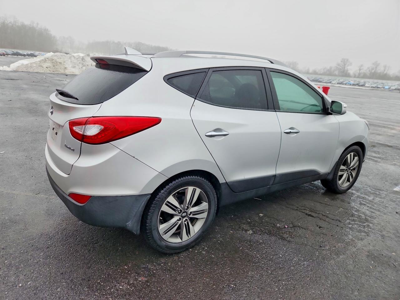 2015 HYUNDAI TUCSON
