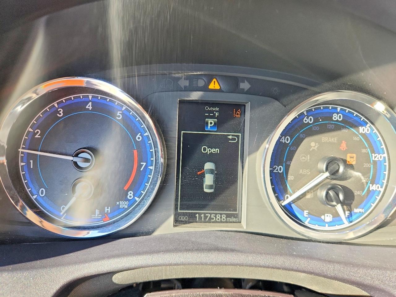 2018 TOYOTA COROLLA