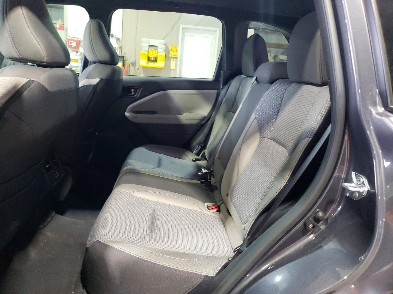 2025 SUBARU FORESTER