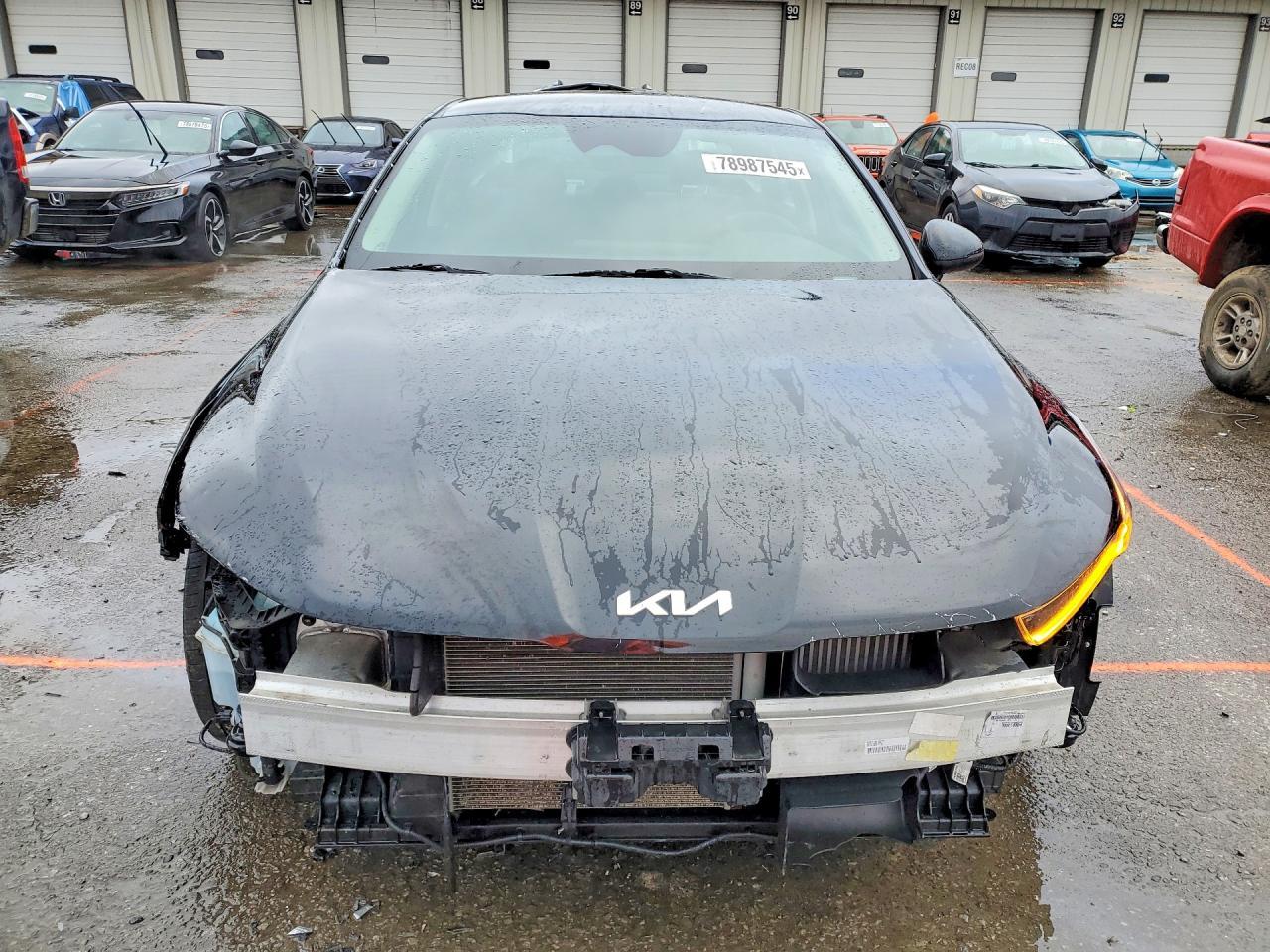 2022 KIA K5