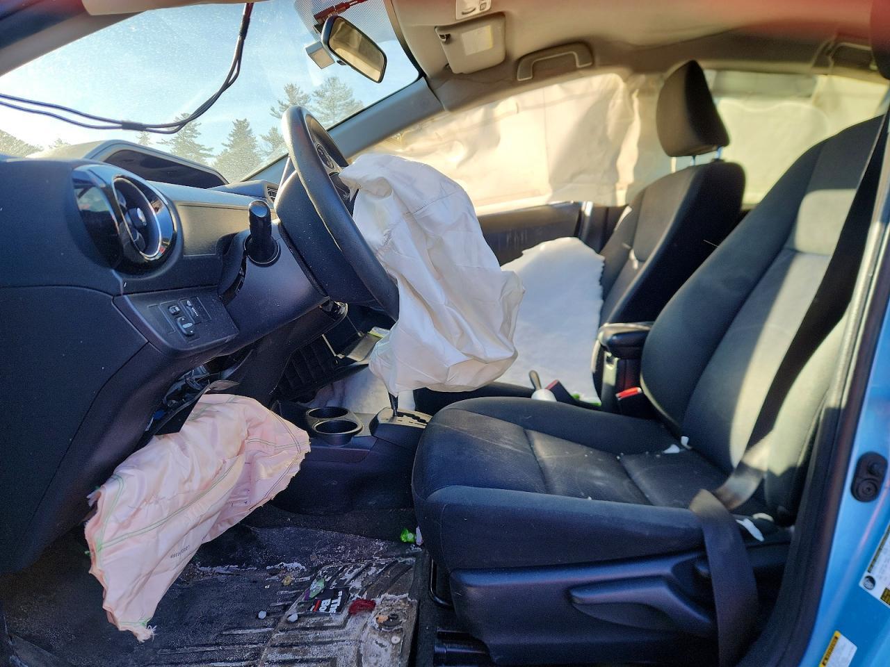 2015 TOYOTA Prius c