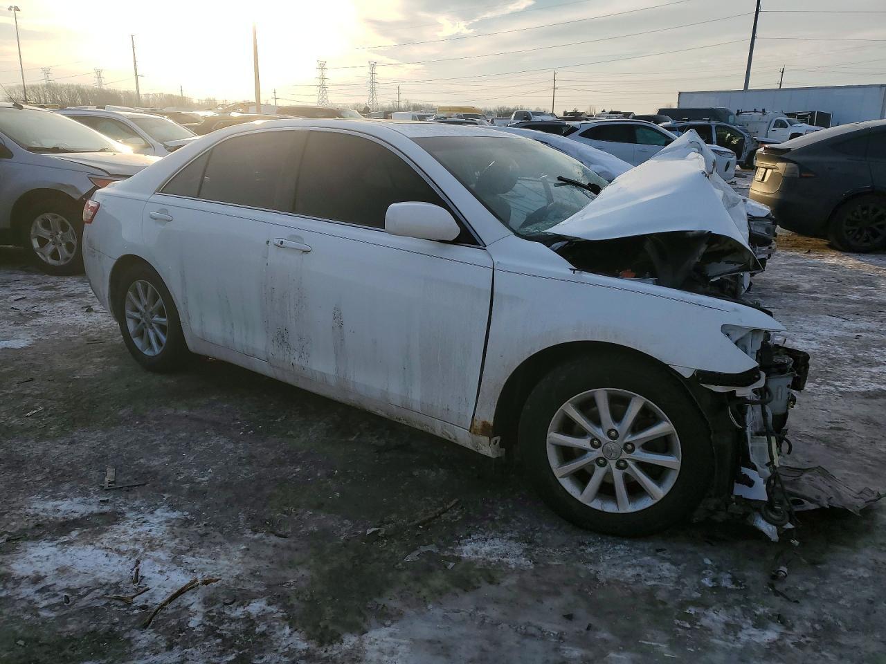 2010 TOYOTA CAMRY