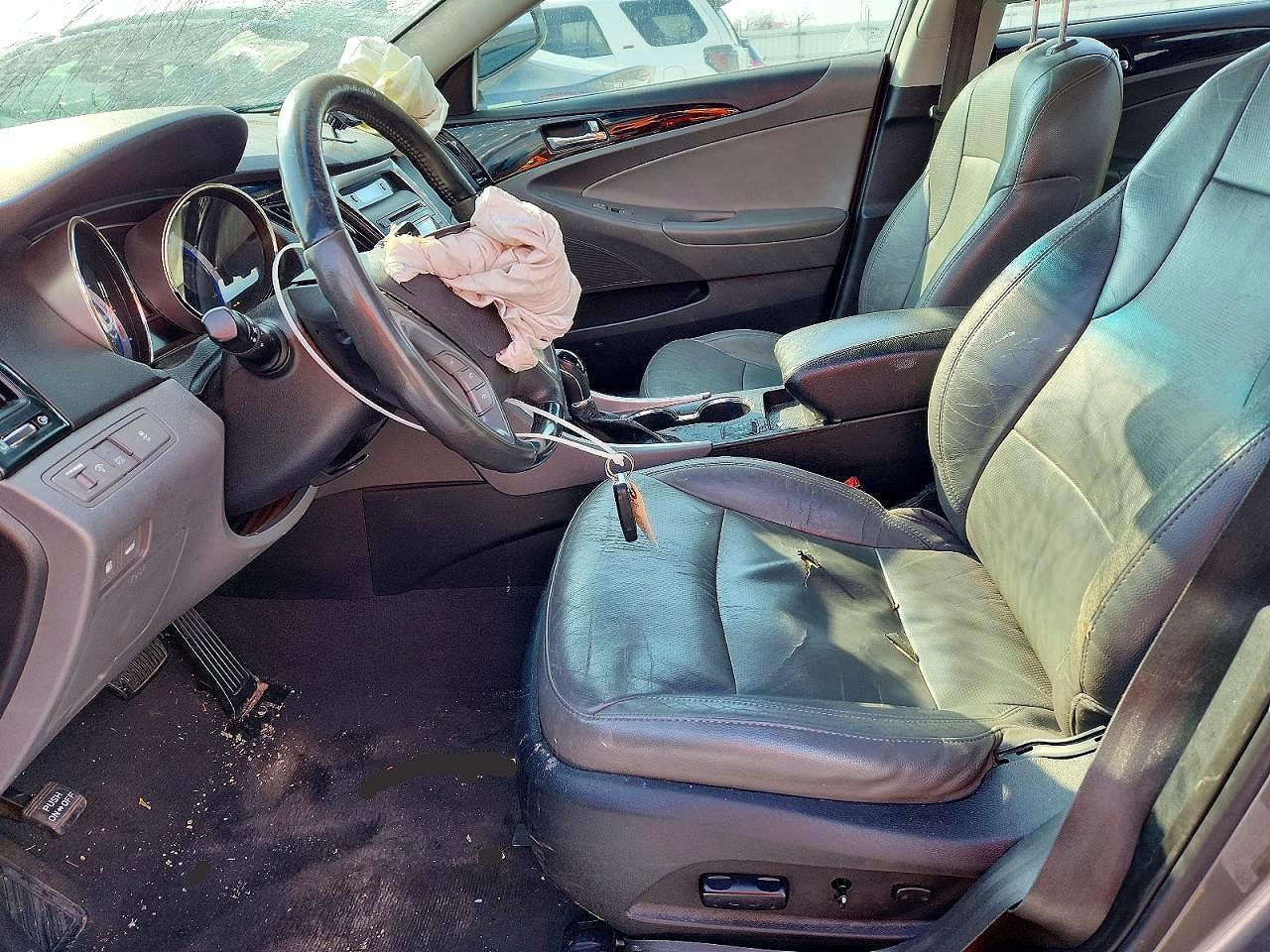 2013 HYUNDAI SONATA
