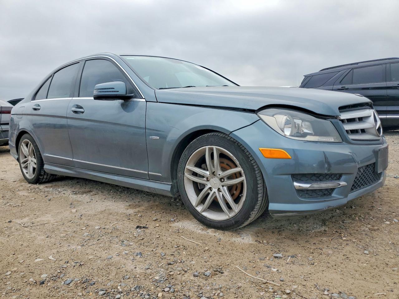 2012 MERCEDES-BENZ C-CLASS