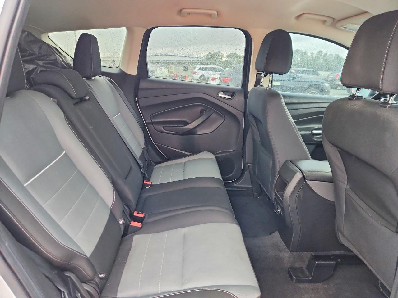2015 FORD ESCAPE
