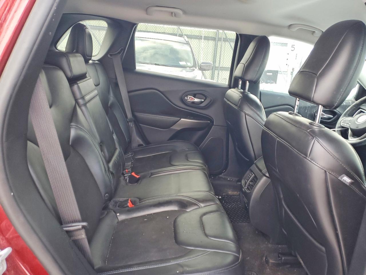 2019 JEEP CHEROKEE