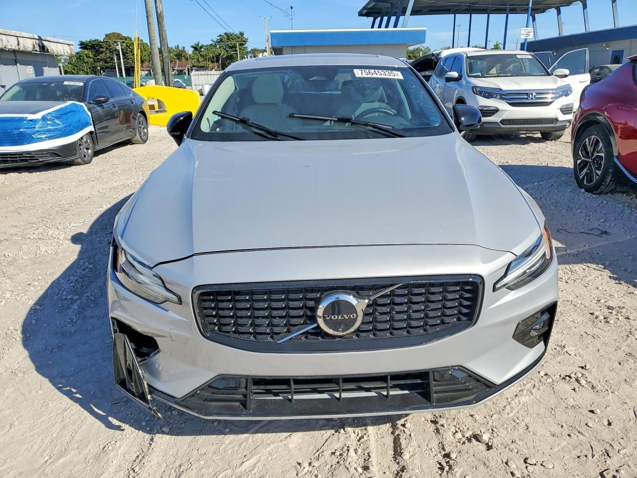 2024 VOLVO S60