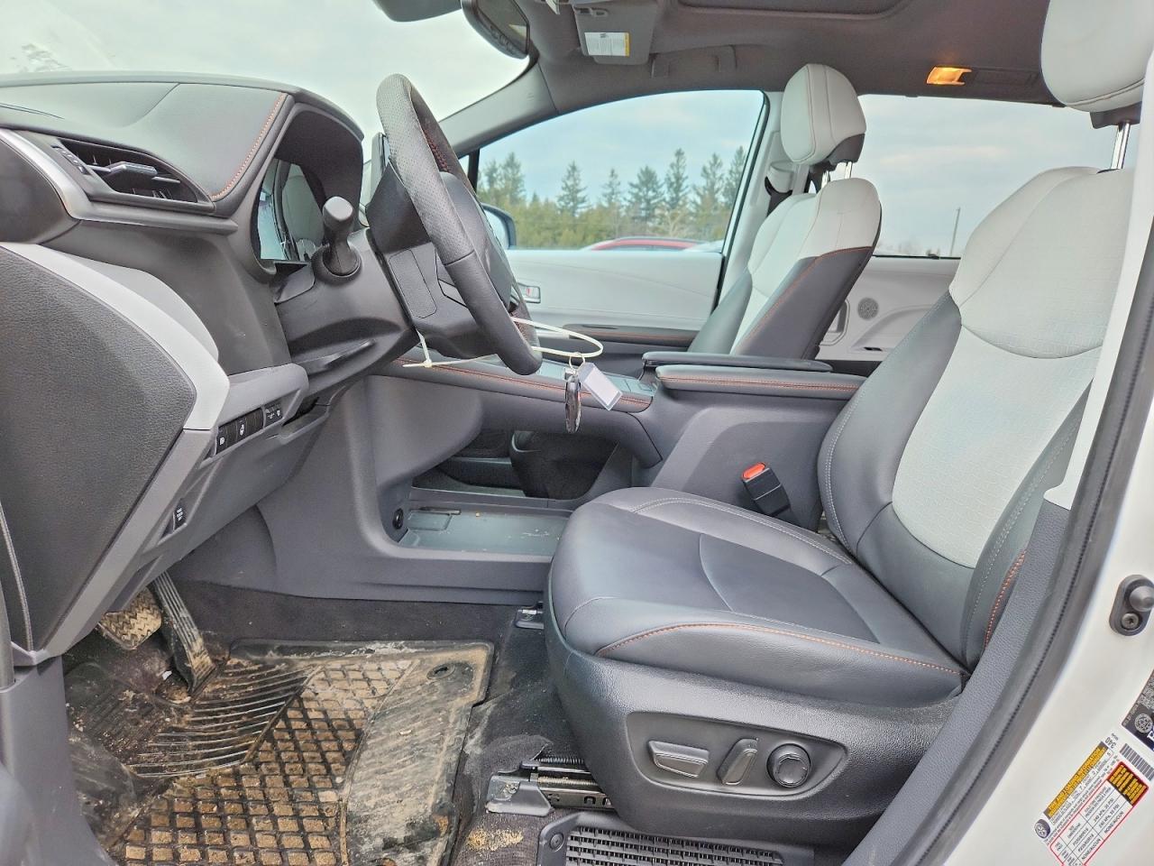 2024 TOYOTA SIENNA