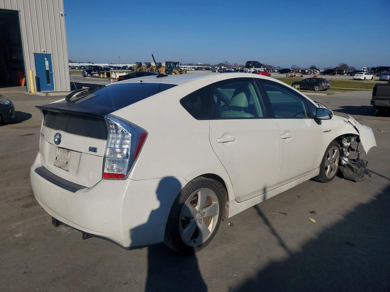 2011 TOYOTA PRIUS