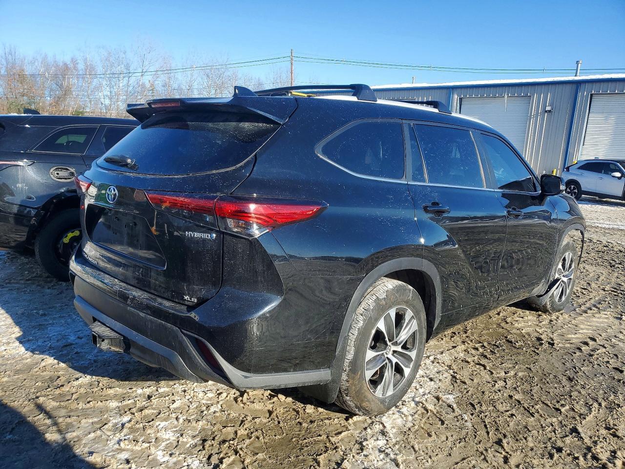 2023 TOYOTA HIGHLANDER