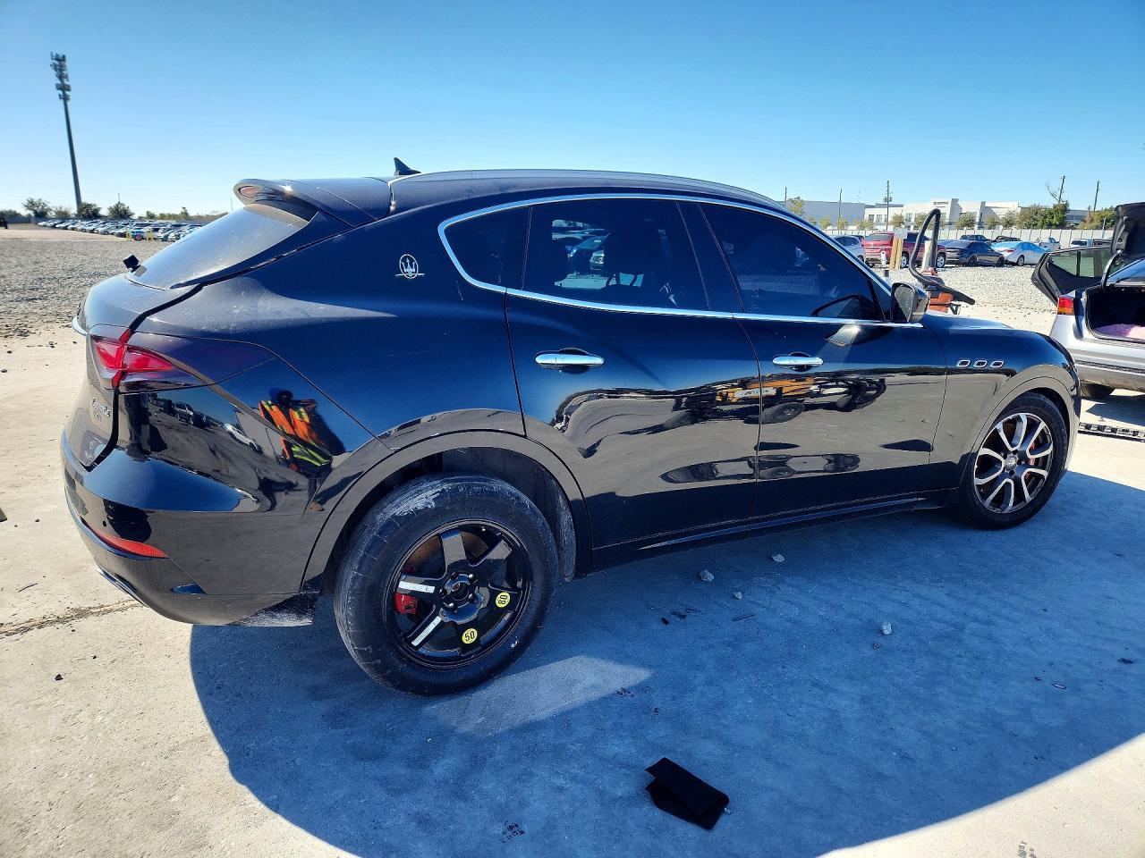 2017 MASERATI Levante