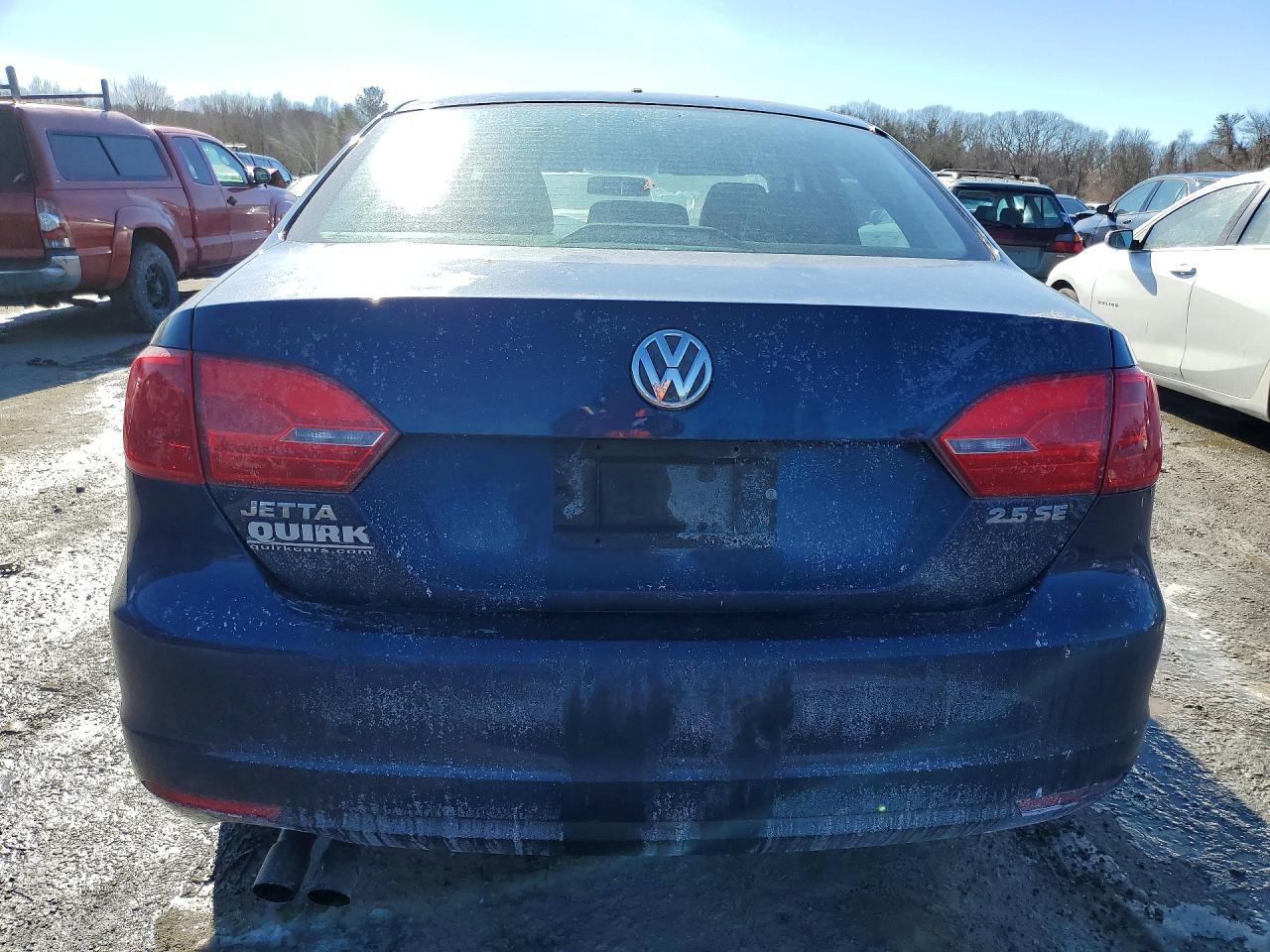 2012 VOLKSWAGEN JETTA