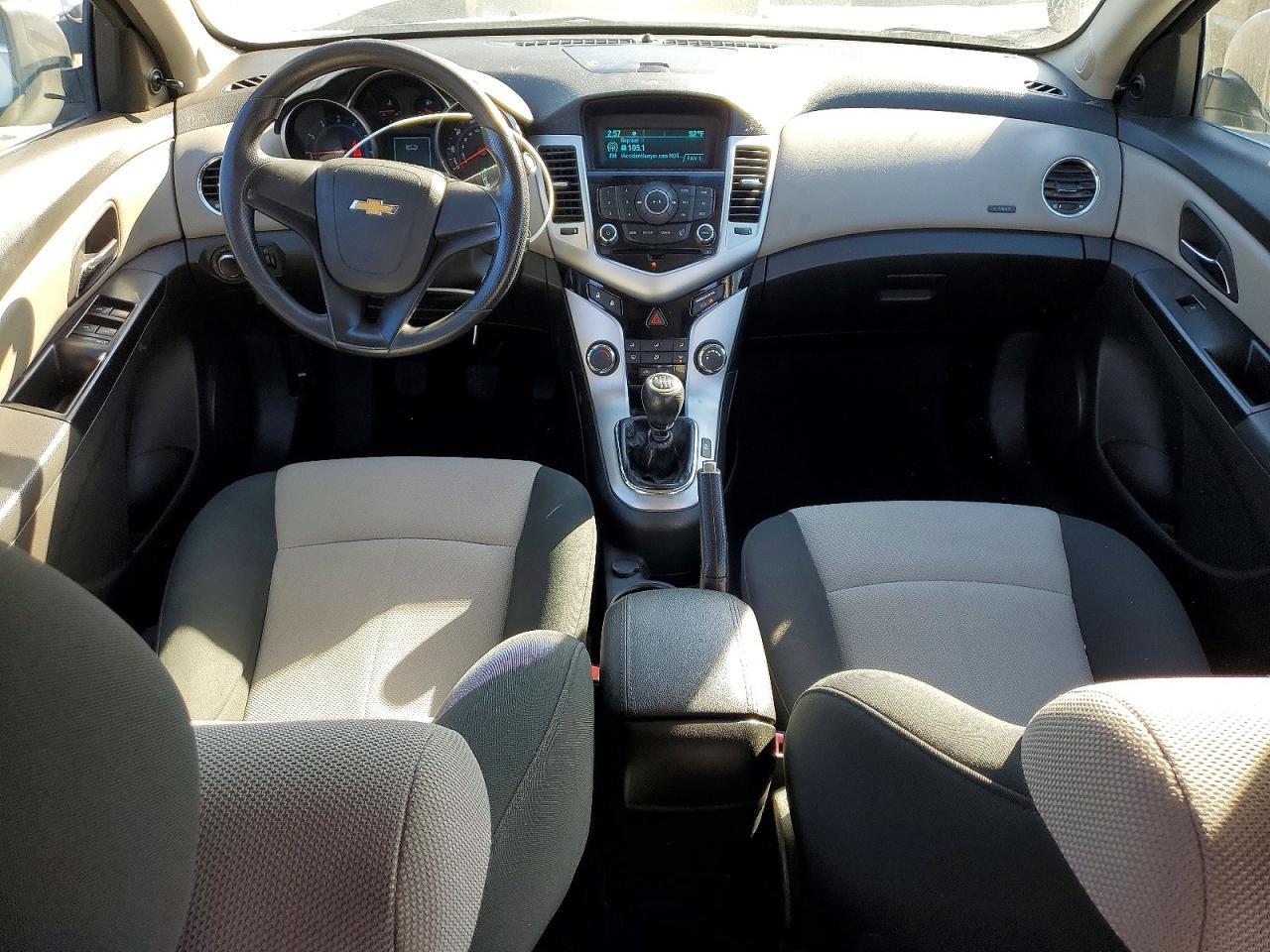 2011 CHEVROLET CRUZE
