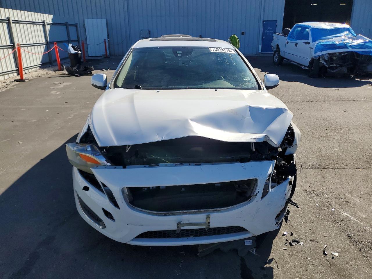 2013 VOLVO S60