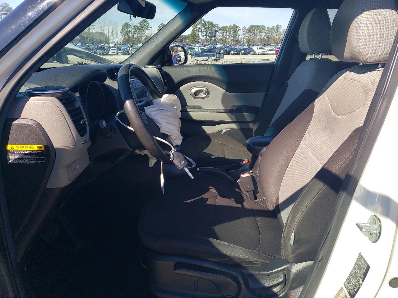 2016 KIA SOUL