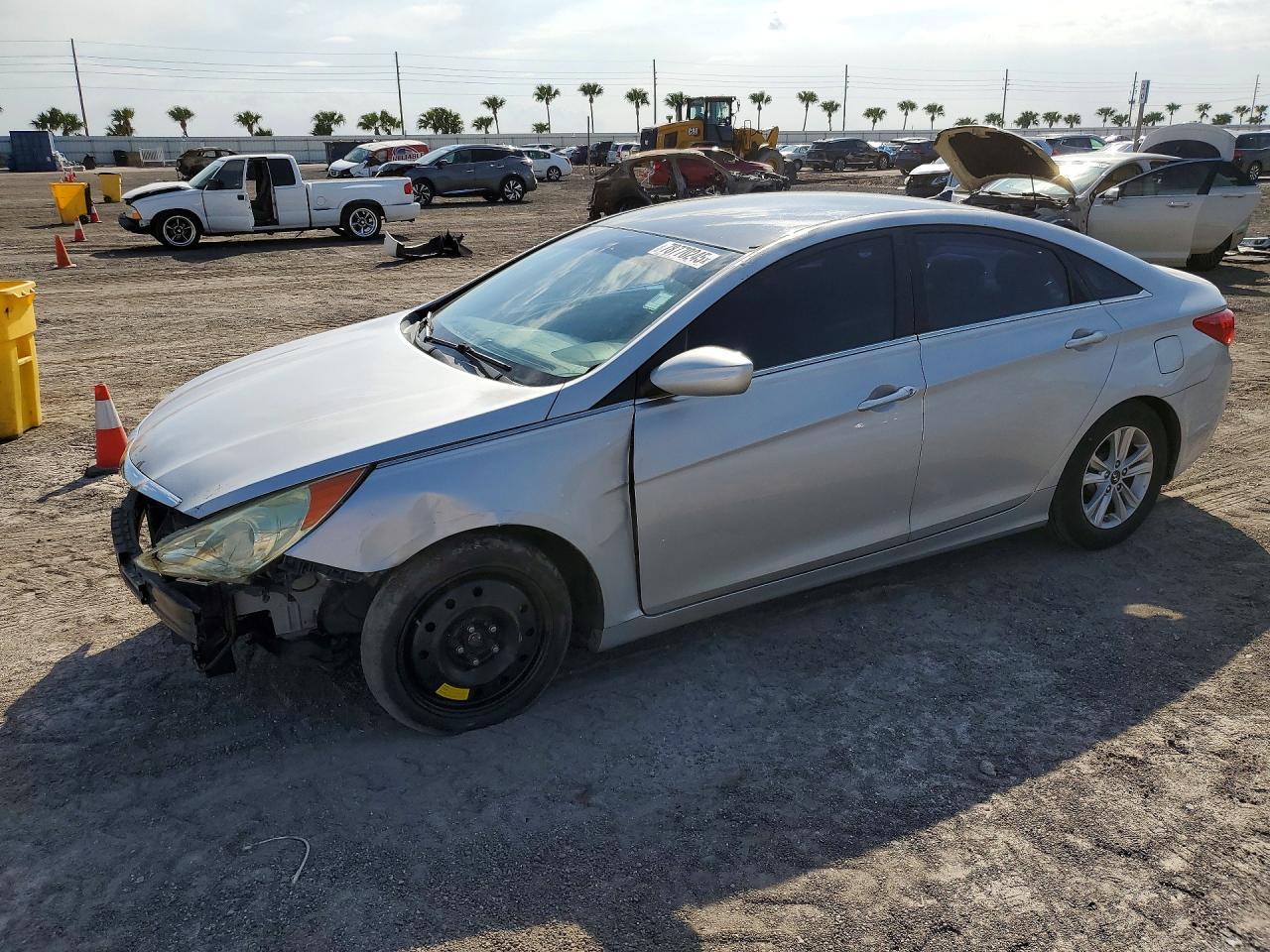 2011 HYUNDAI SONATA