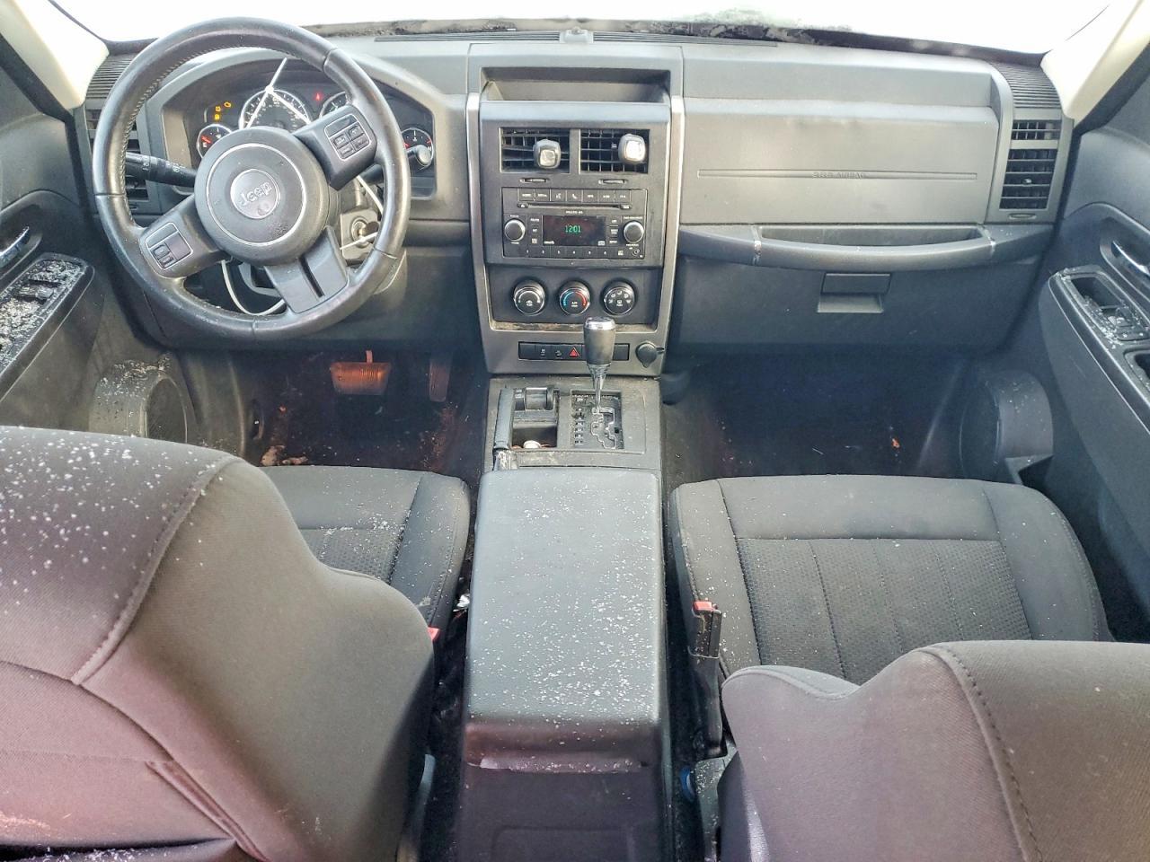2011 JEEP Liberty