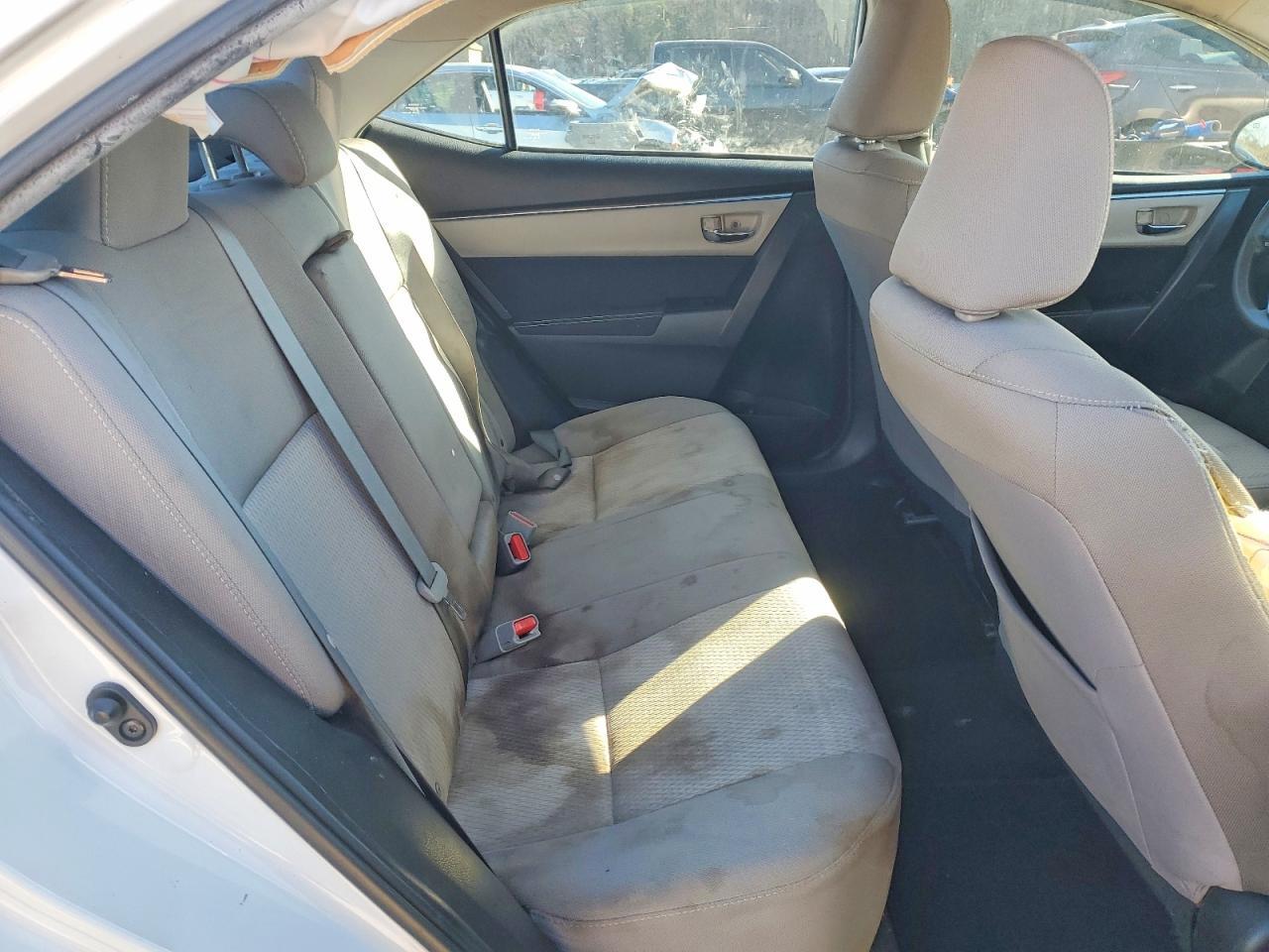 2015 TOYOTA COROLLA
