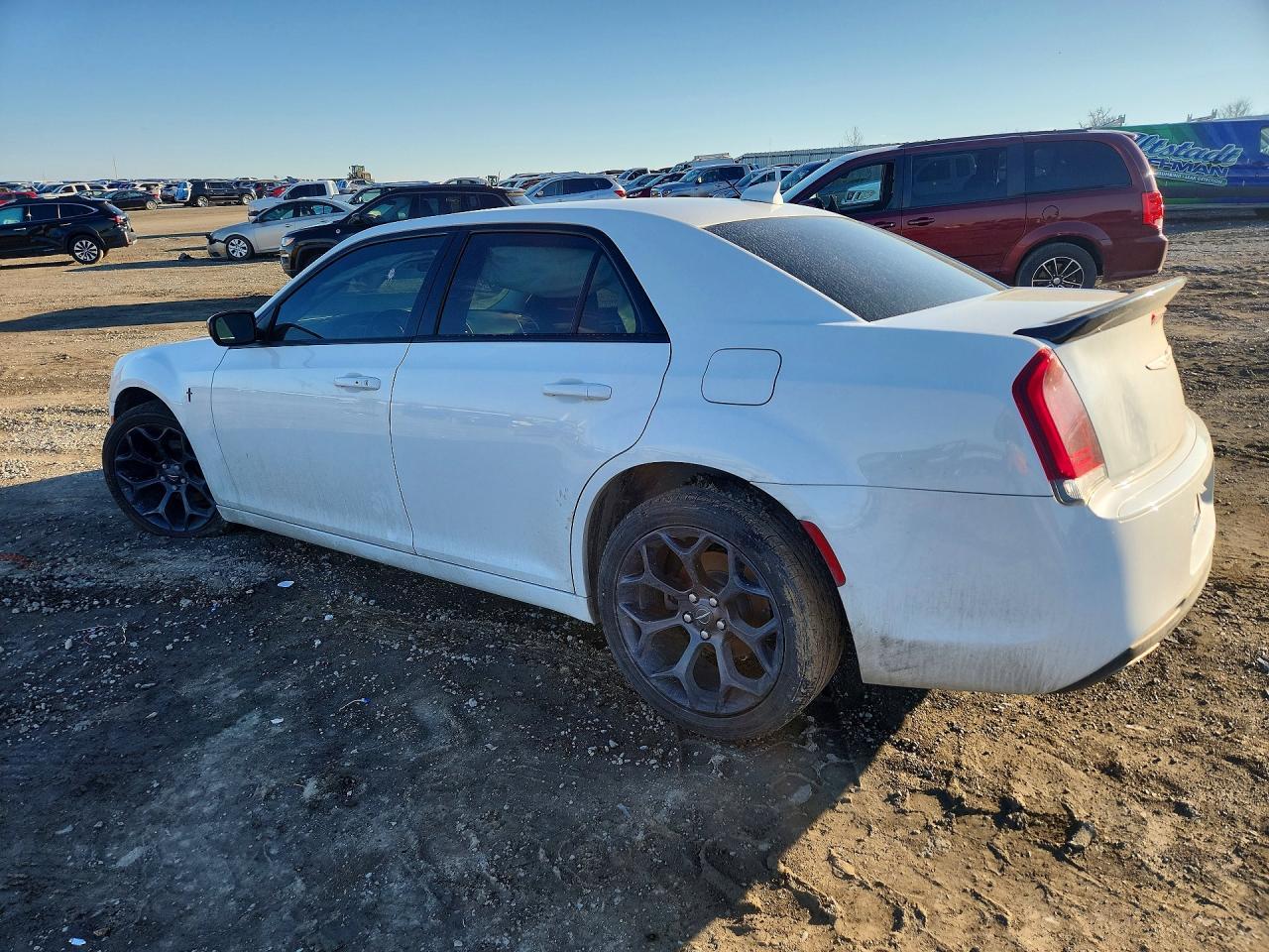 2019 CHRYSLER 300