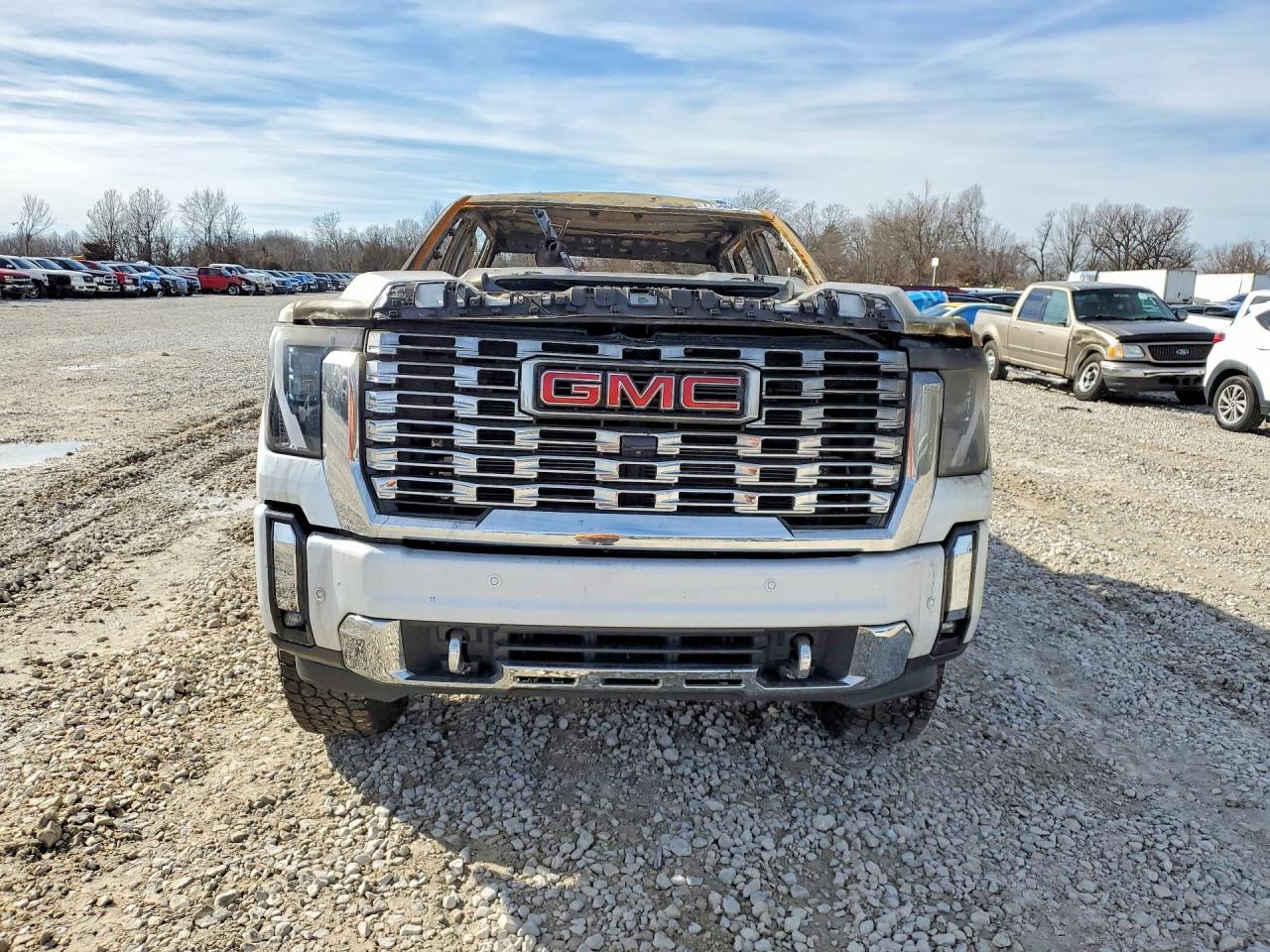 2025 GMC Sierra